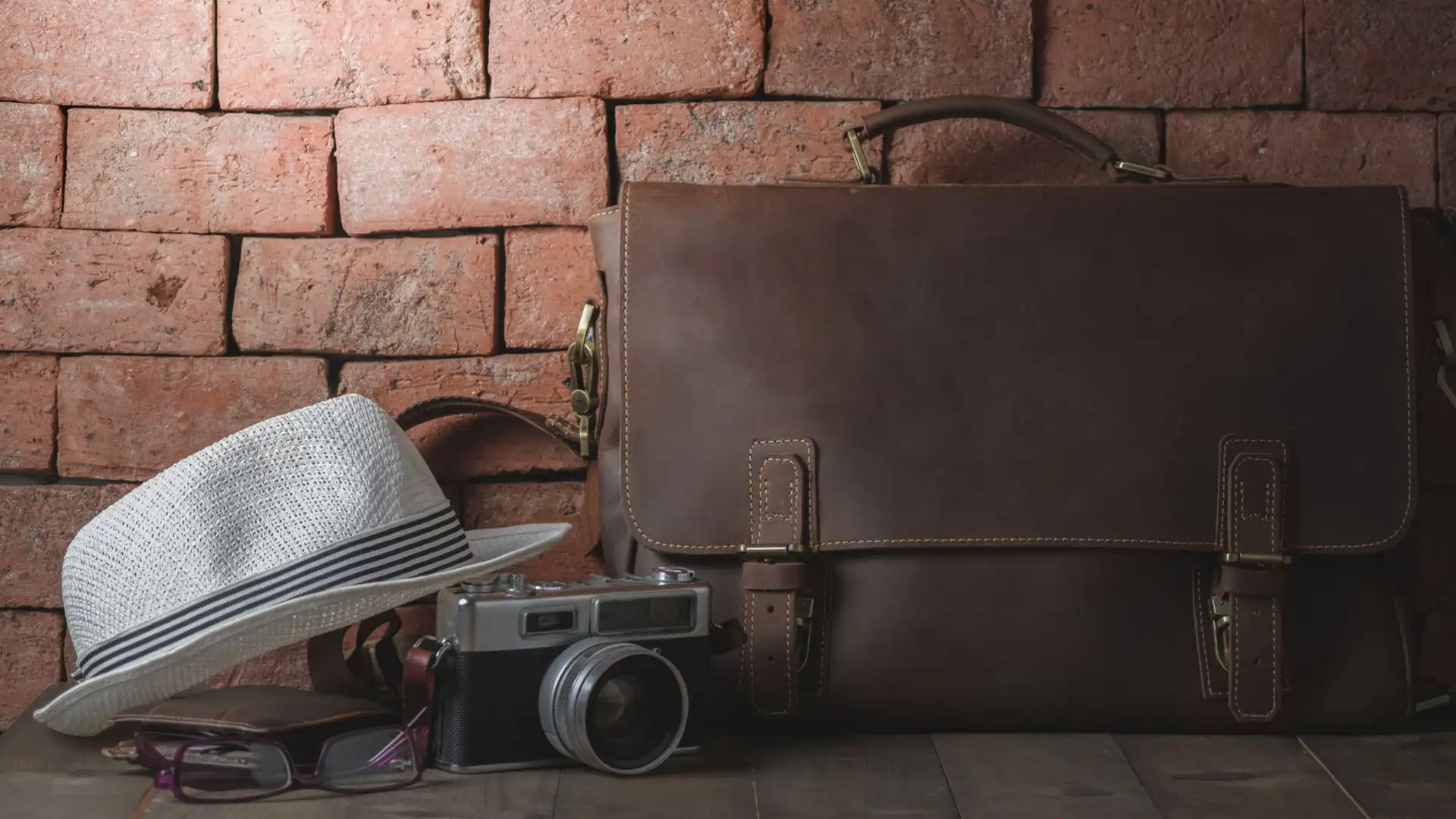 The Best Leather Camera Backpacks for 2025: Stylish and Functional Picks