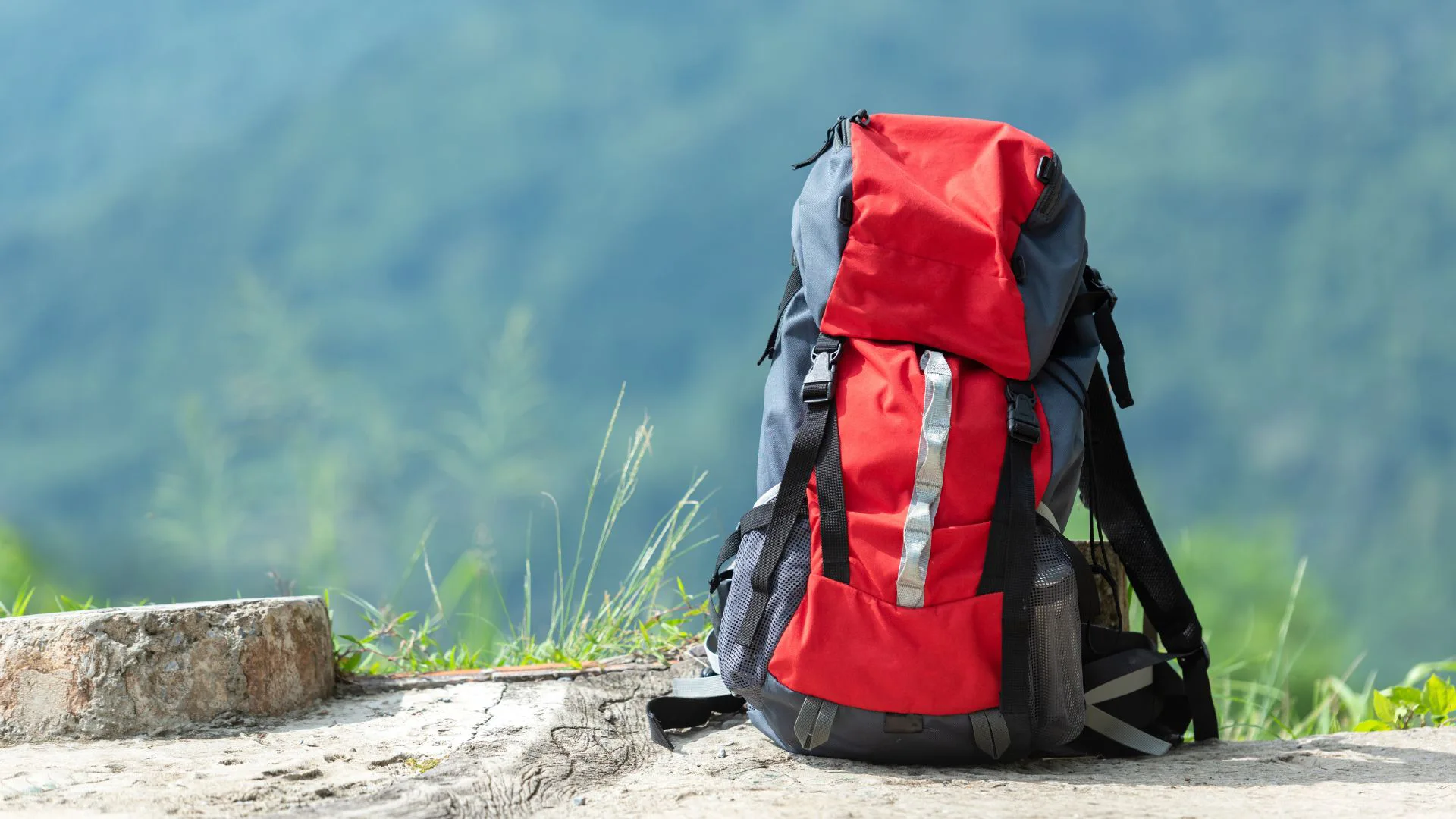 Top Picks for a Good Camera Backpack for Hiking in 2025