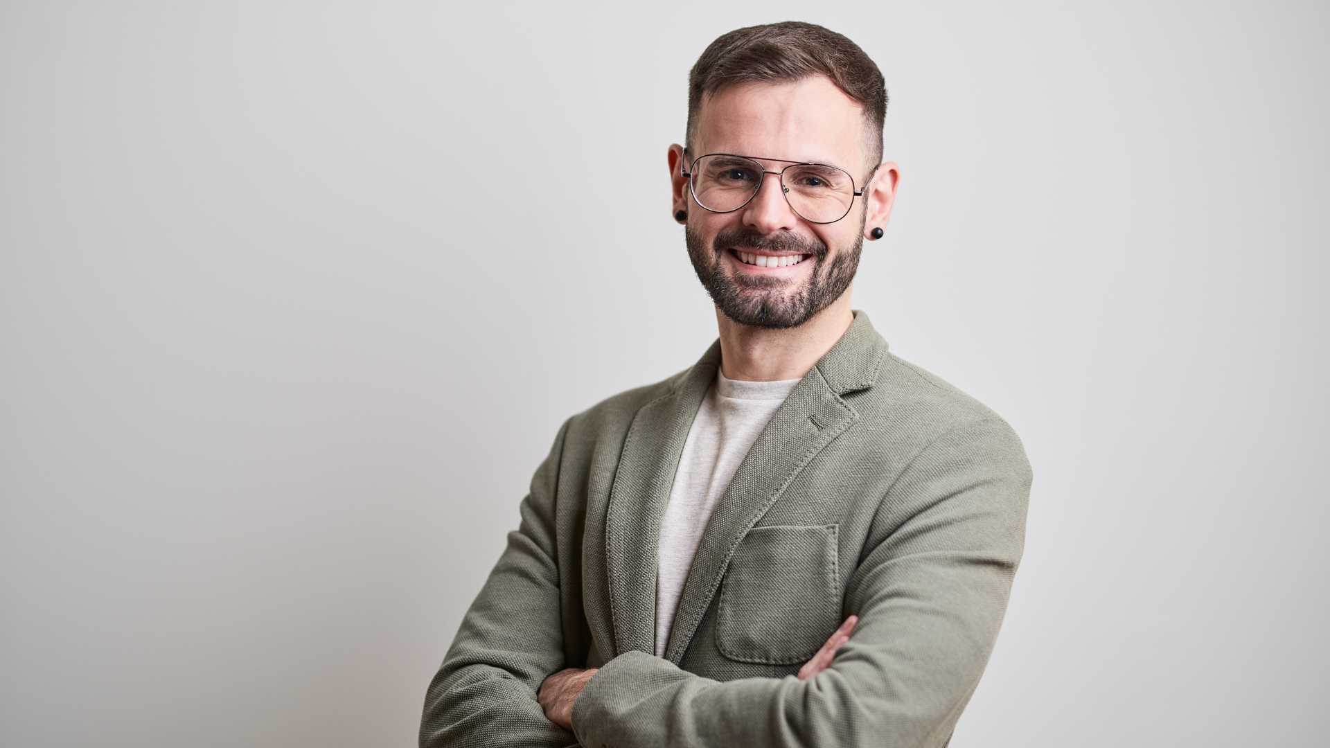 Top-Rated Headshot Retouching Services in Des Moines | Image Work India